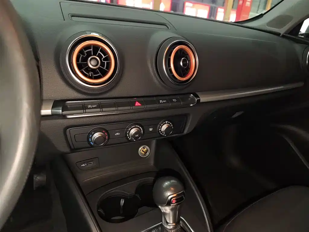 Audi A3 2019 Limousine 35 TFSI Progressive China VI фото 12