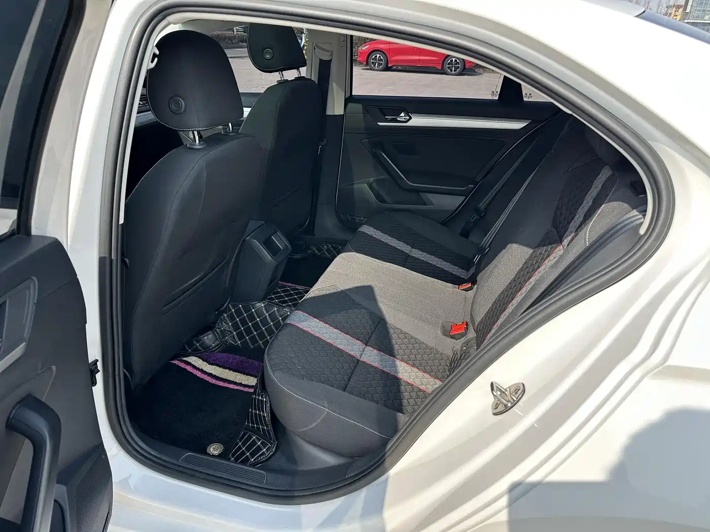 Volkswagen Lamando 2021 230TSI DSG Fashion Edition фото 14