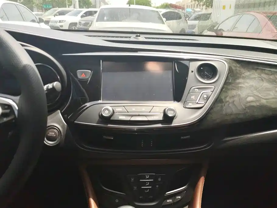 Buick Envision Plus 2016 28T 4WD Luxury фото 13