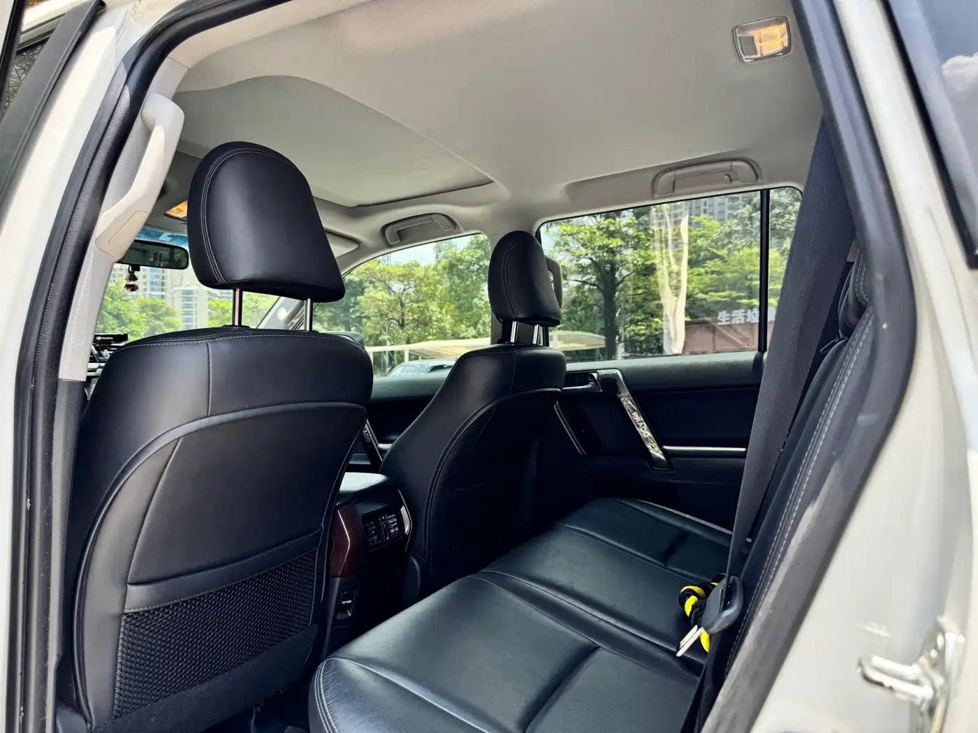 Toyota Prado 2016 3.5L Auto TX-L фото 8