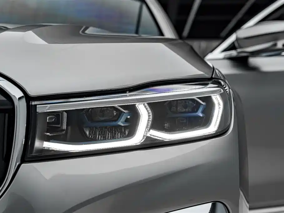 BMW 7 Series 2019 750Li xDrive V8 M Sport Package фото 49