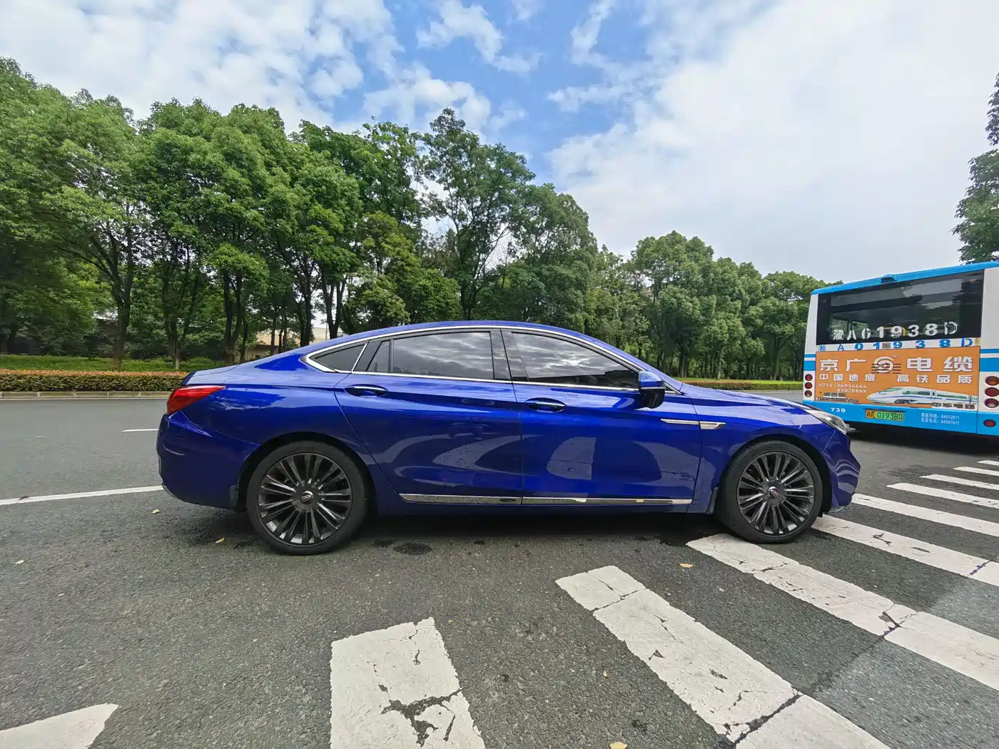 Hongqi H5 2019 30TD Agile Edition фото 15