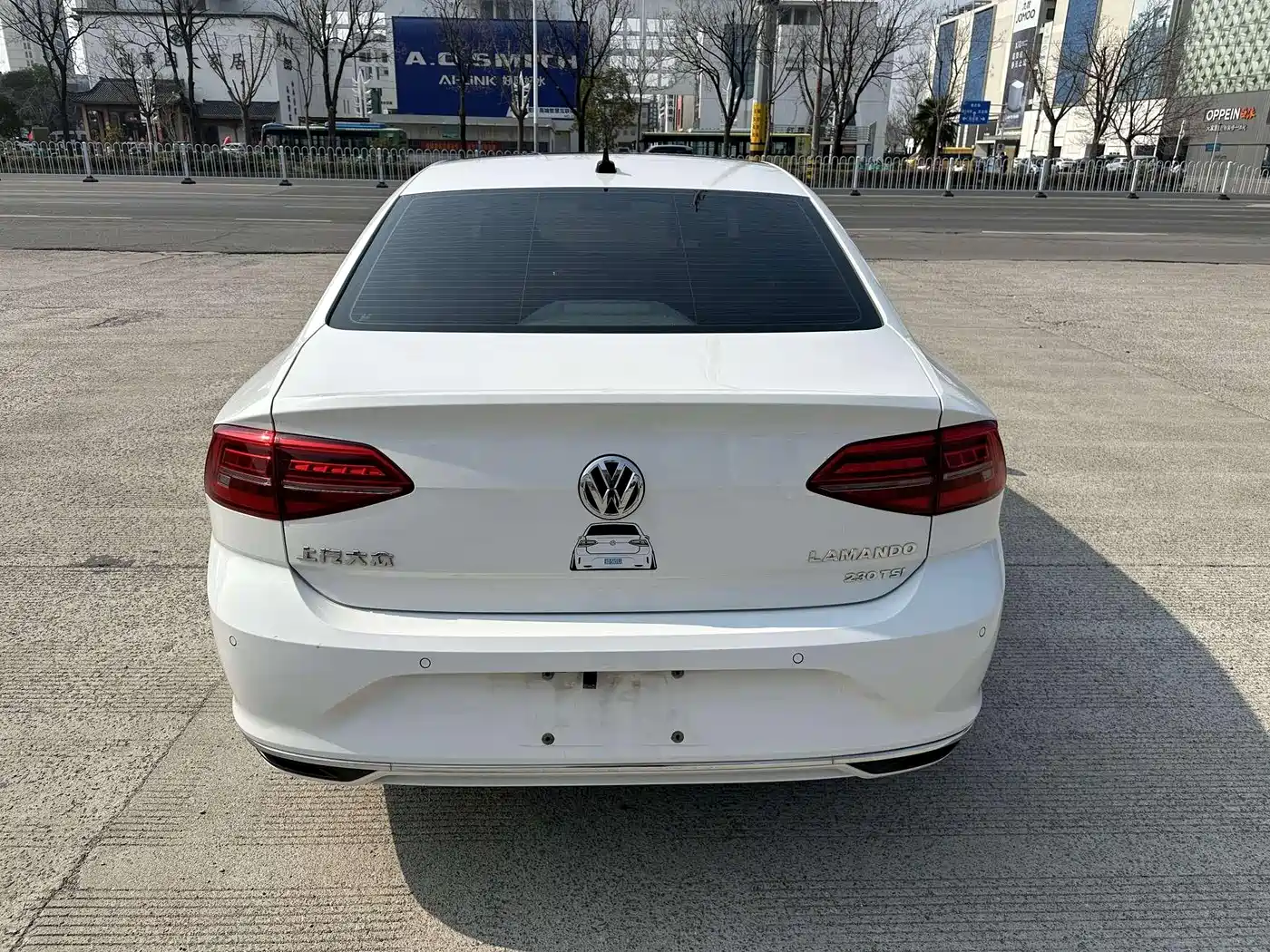 Volkswagen Lamando 2021 230TSI DSG Fashion Edition фото 4
