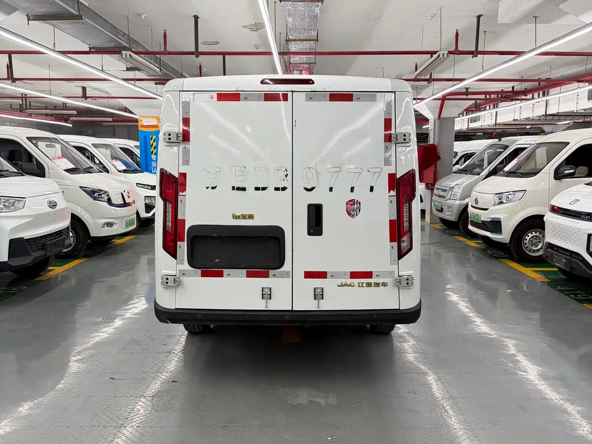 JIANGQI GROUP VAN BAOLU