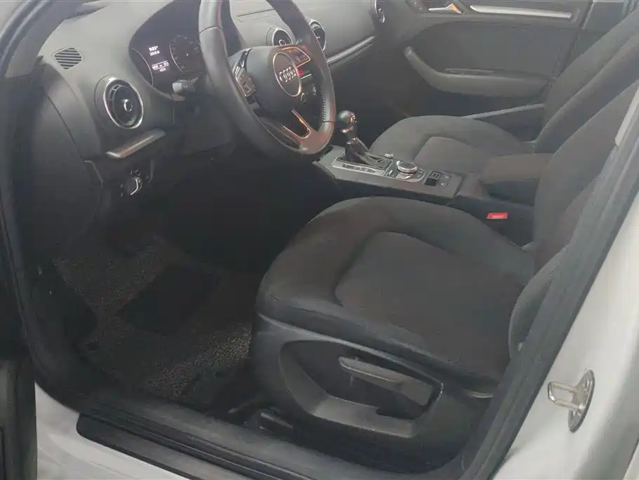 Audi A3 2019 Limousine 35 TFSI Progressive China V фото 9