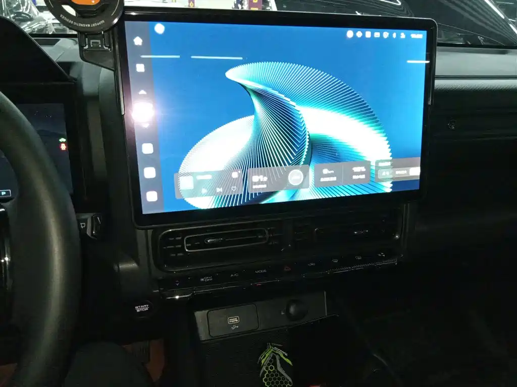 Haval Meng Long NEV 2023 Hi4 102 Explorer Edition фото 13