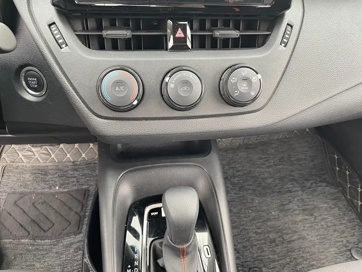 Toyota Corolla 2022 1.2T S-CVT Pioneer PLUS Edition фото 16