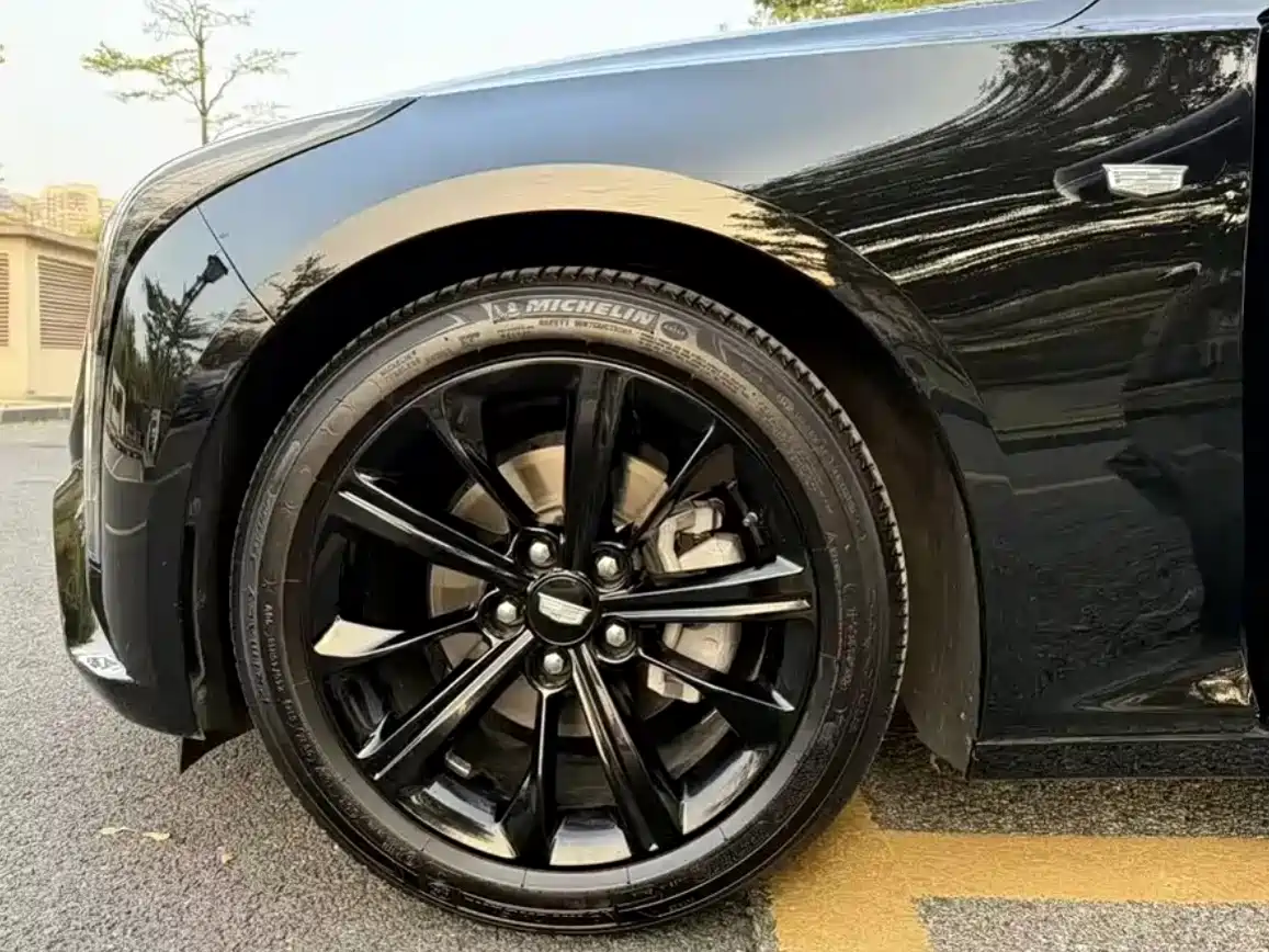 Cadillac CT5 2024 28T Luxury Model Pro фото 5