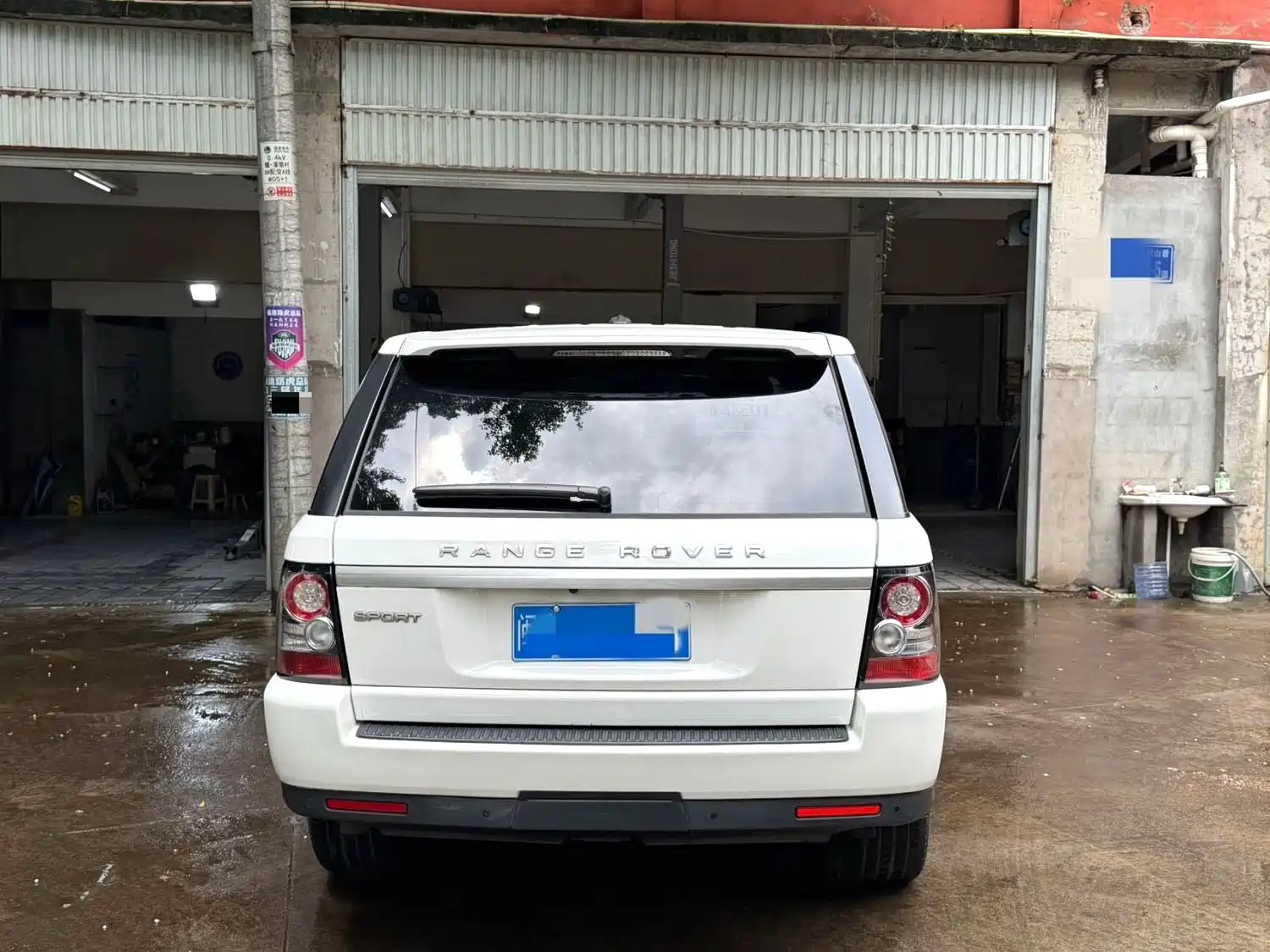 صورة 4 - Land Rover Range Rover Sport