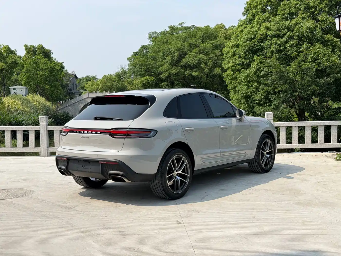 Porsche Macan 2023 Macan 2.0T фото 5