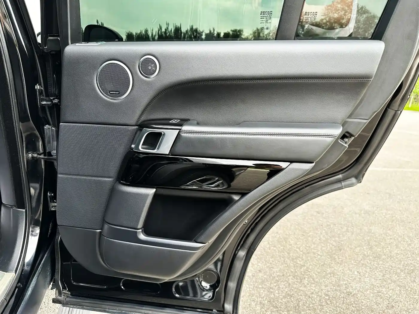 Land Rover Range Rover 2013 5.0 SC V8 AB Ultimate Genesis Edition фото 19