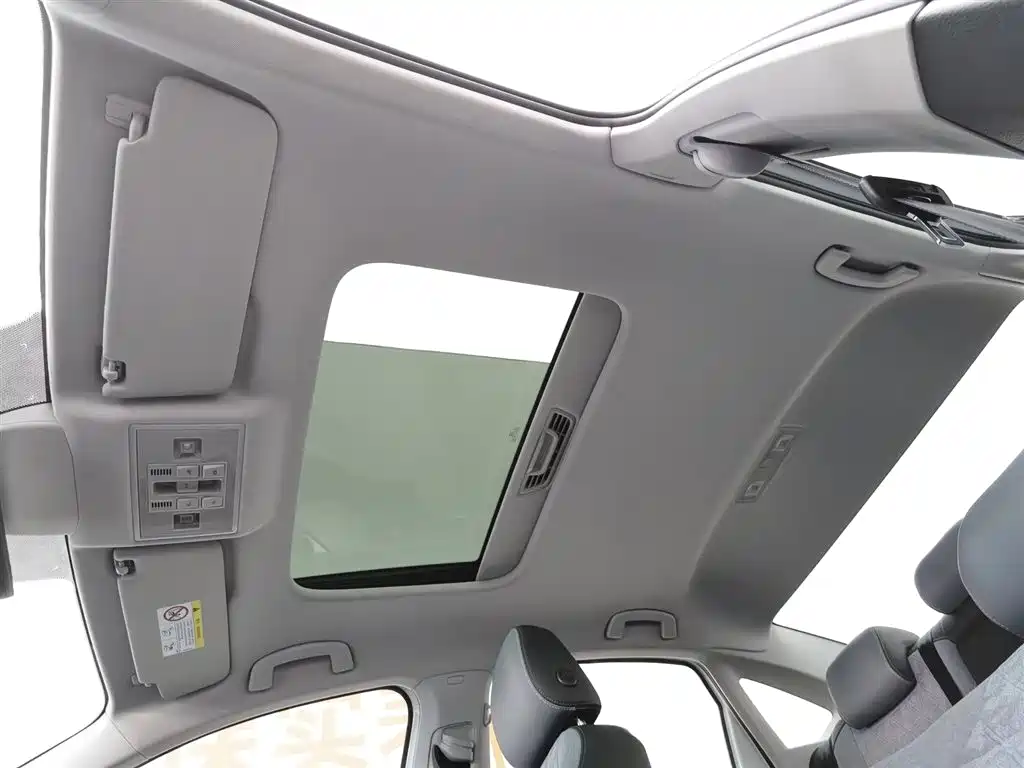 Volkswagen Lavida 2023 300TSI DSG Comfort Edition фото 14