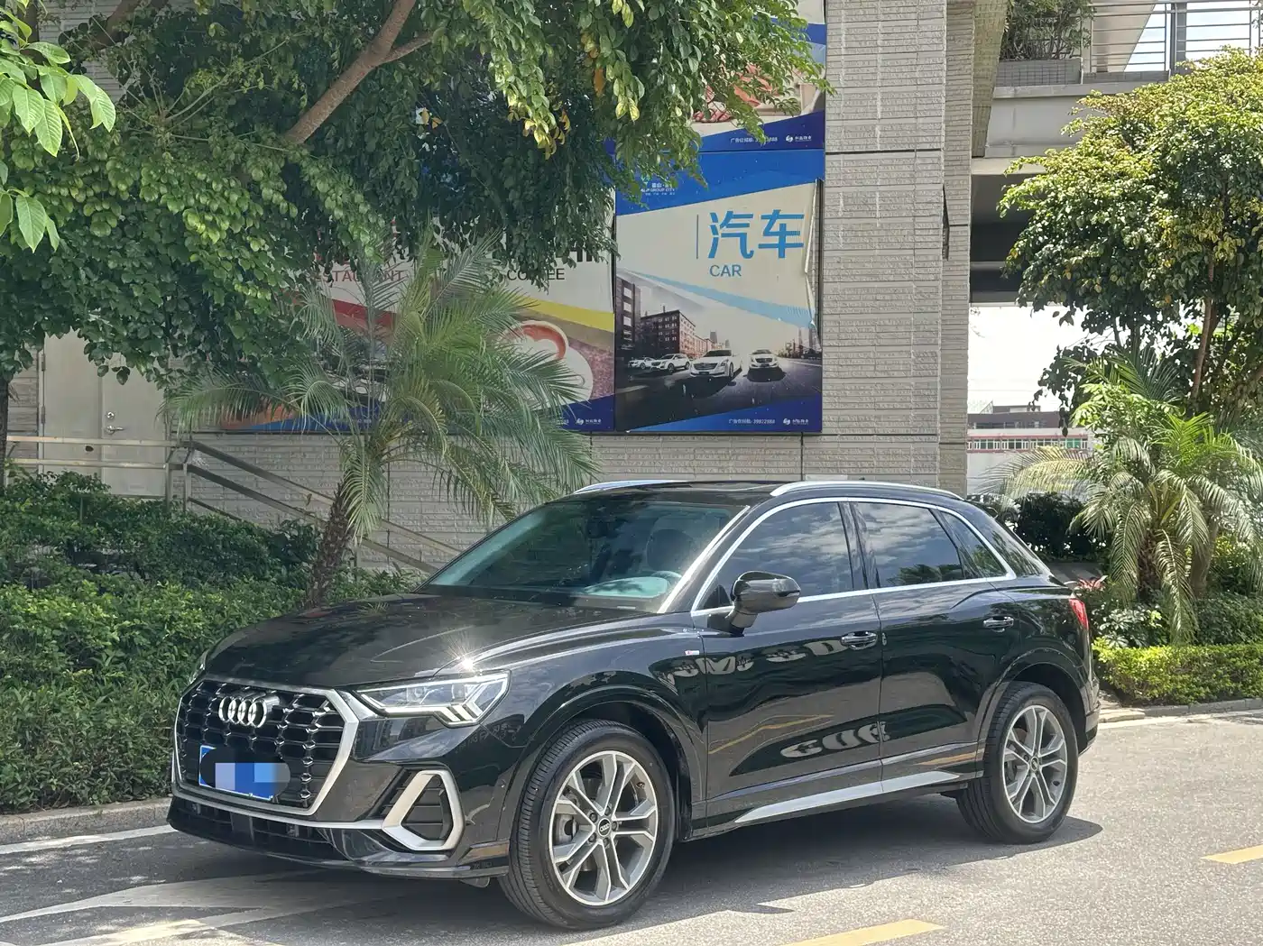Audi Q3 2021 40 TFSI Fashion Sport
