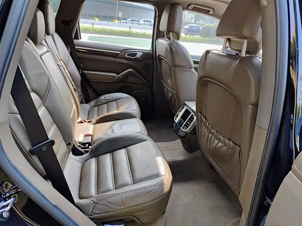 Porsche Cayenne 2011 Cayenne S 4.8L фото 10