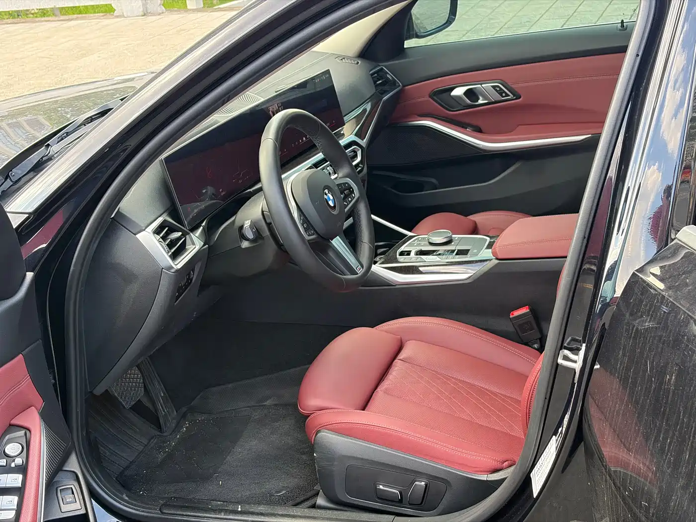 BMW 3 Series 2023 325Li M Sport Package фото 3