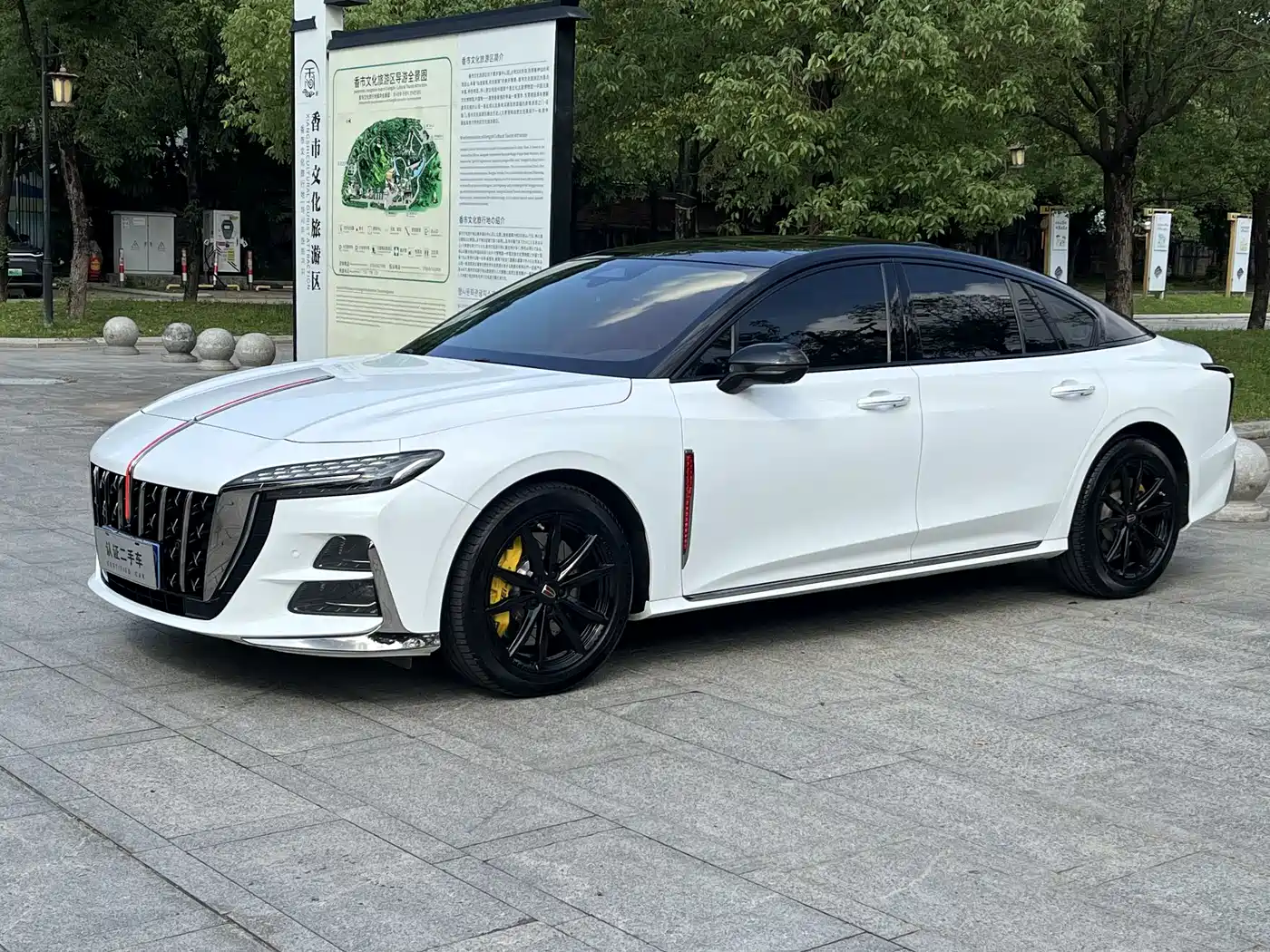 Hongqi H6 2023 2.0T Premium Edition
