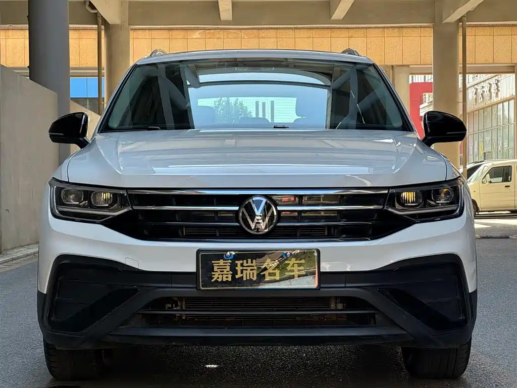 Volkswagen Tiguan L 2025 Model 300TSI Auto 2WD Dragon Edition фото 2