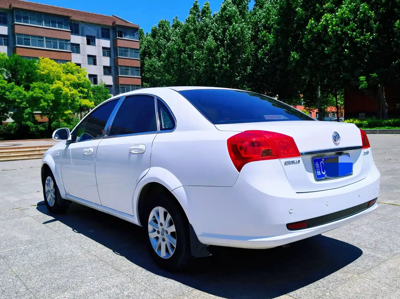 Buick Excelle 2013 1.5L Manual Classic Edition фото 16