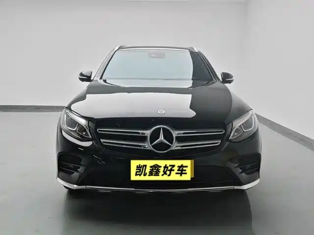 Mercedes-Benz GLC 2018 GLC 260 4MATIC Luxury фото 2