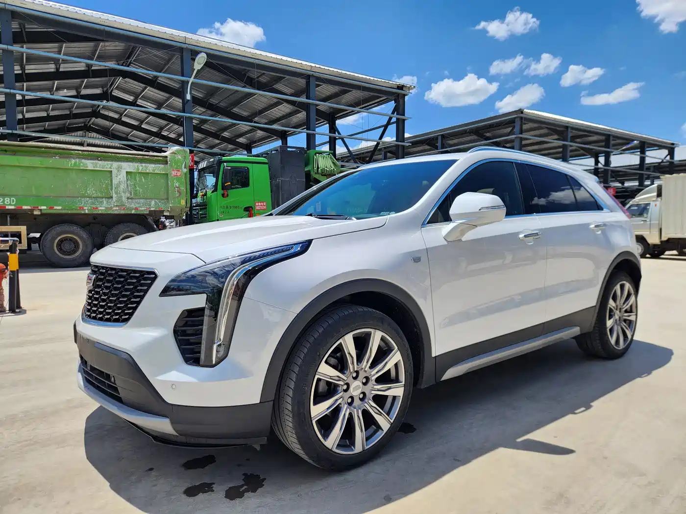 Cadillac XT4 2018 28T AWD Platinum Edition