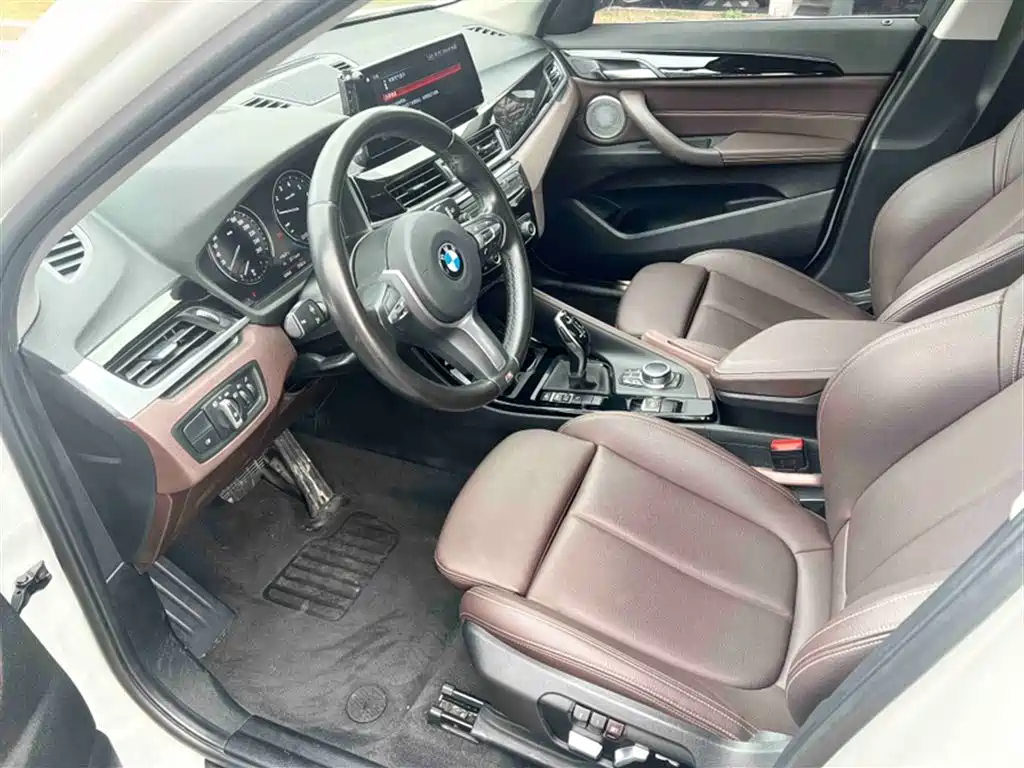 BMW X1 2021 sDrive20Li Exclusive фото 15