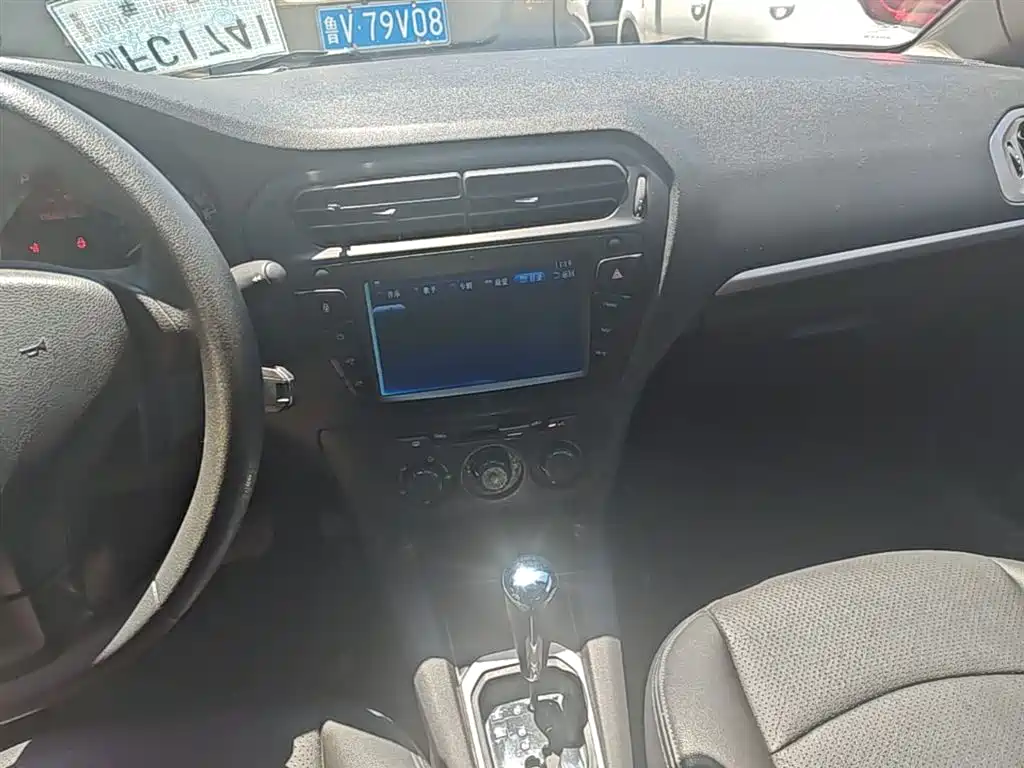 Peugeot 301 2014 1.6L Automatic Comfort Edition фото 13