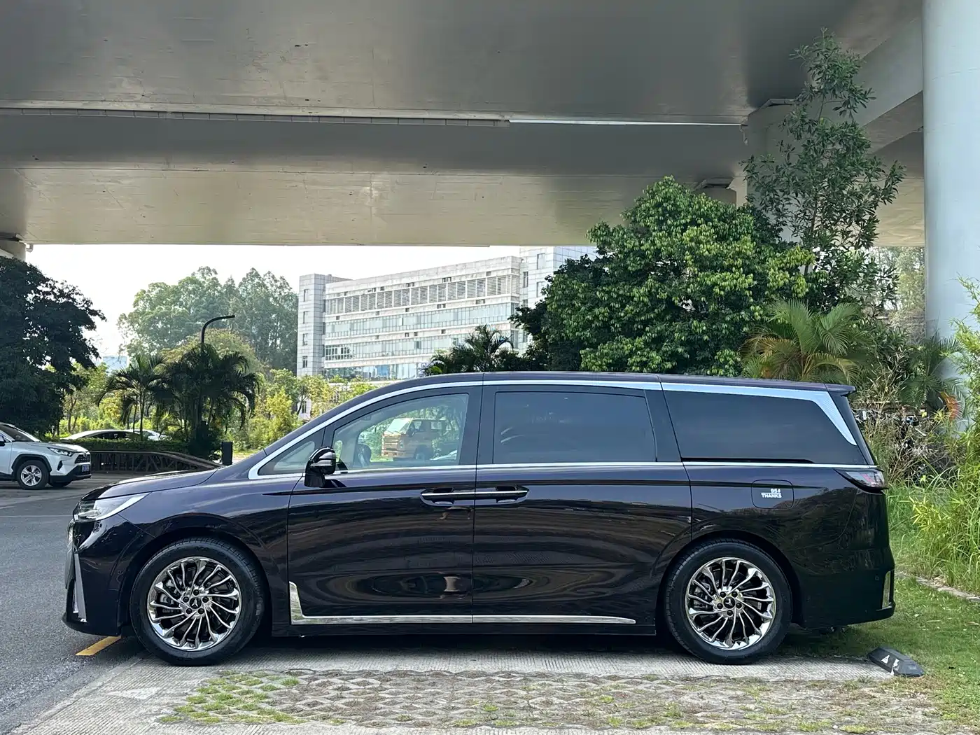 Voyah Auto Voyah Dreamer 2022 Low-carbon Dream+Smart Package фото 7