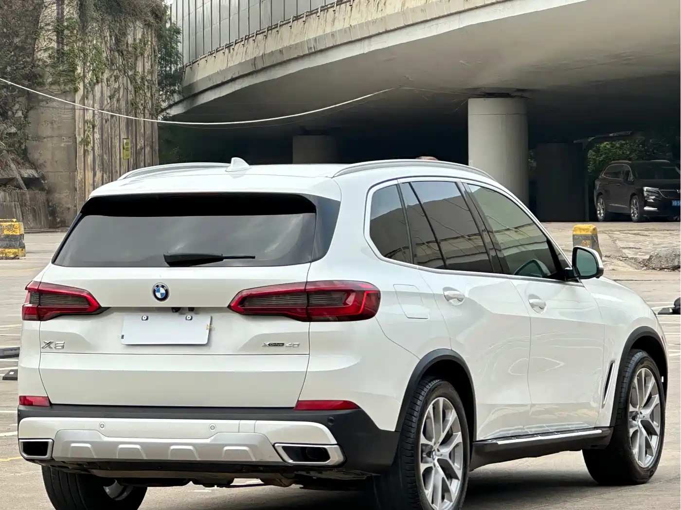 BMW X5 (Import) 2020 xDrive40i M Sport Package фото 15