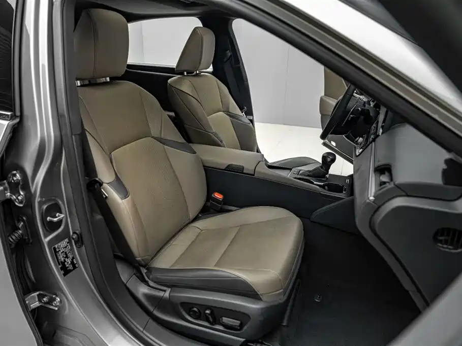 Lexus ES 2022 200 Excellence Edition фото 24