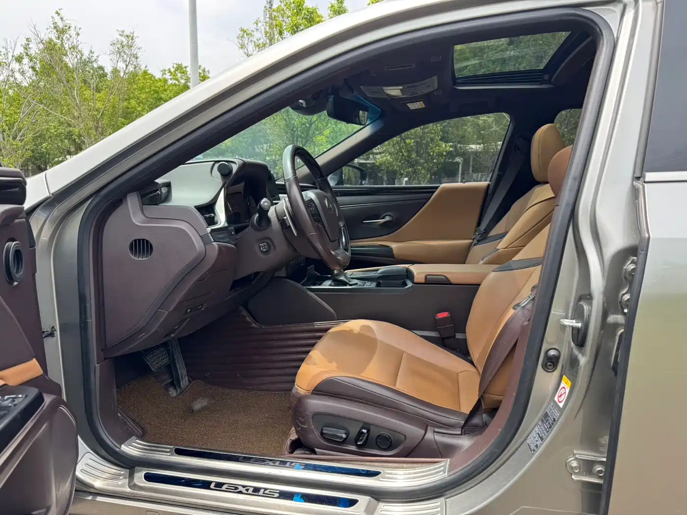 Lexus ES 2018 200 Luxury Edition China V фото 4