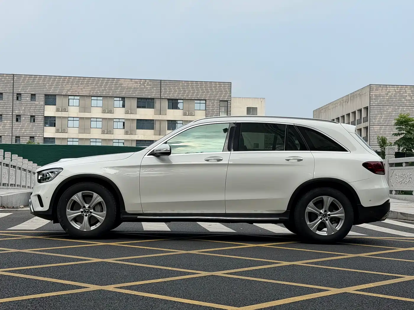 Mercedes-Benz GLC 2020 GLC 260 L 4MATIC Dynamic фото 3