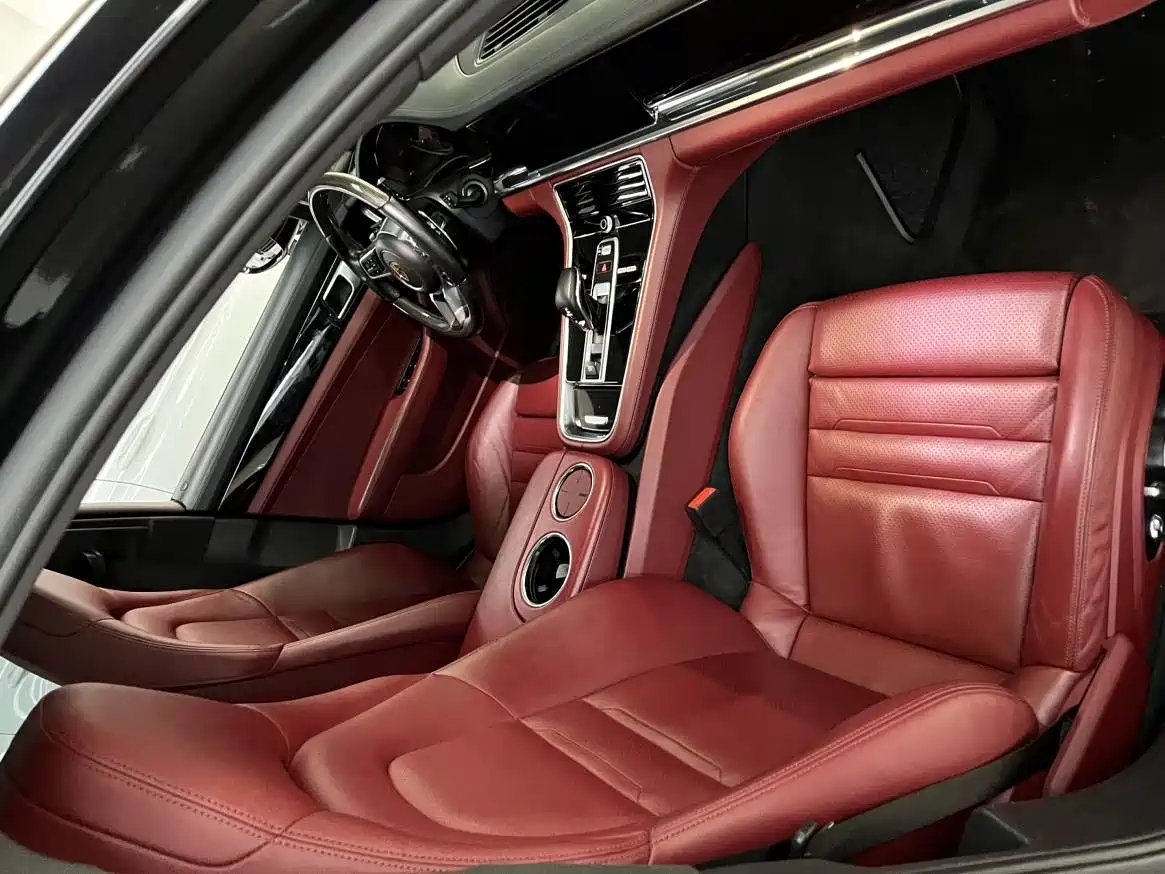Porsche Panamera 2017 Panamera 3.0T фото 11