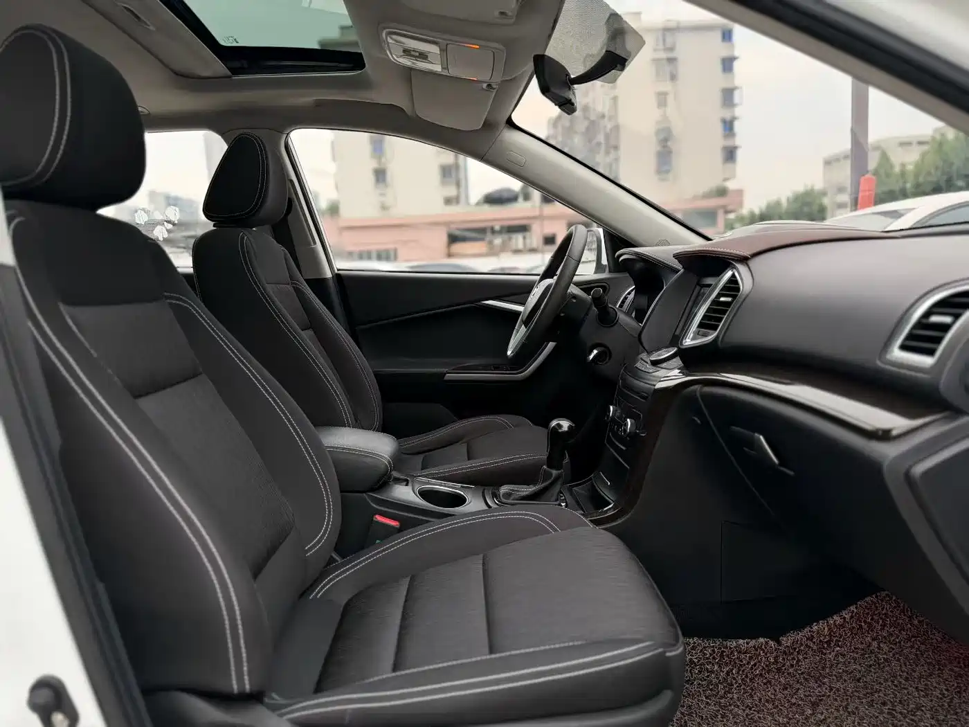 BAIC Huansu S6 2017 2017 1.5T CVT Sport