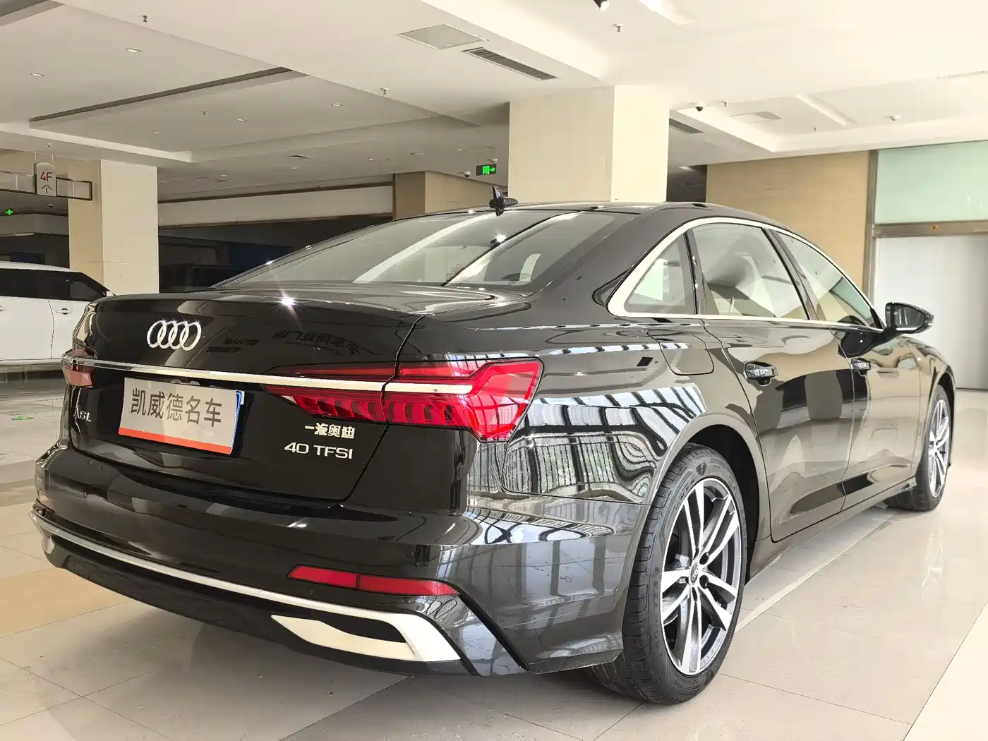 Audi A6L 2024 40 TFSI Luxury Dynamic фото 12