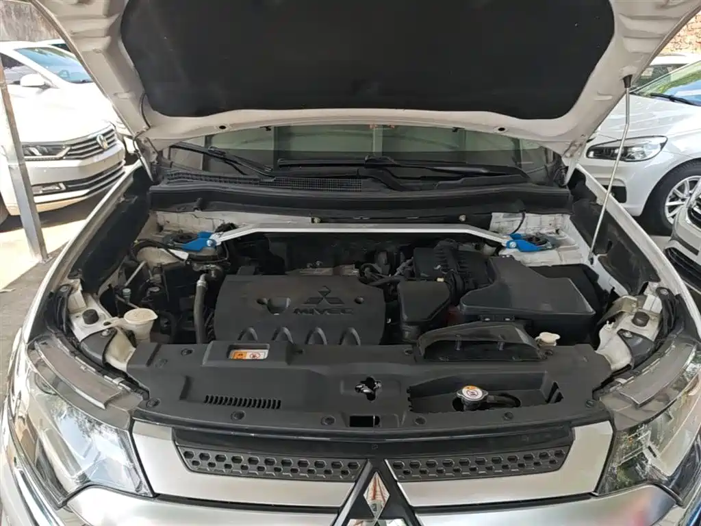 Mitsubishi Outlander 2019 2.0L 2WD Enjoy Edition 5-seater China V фото 20