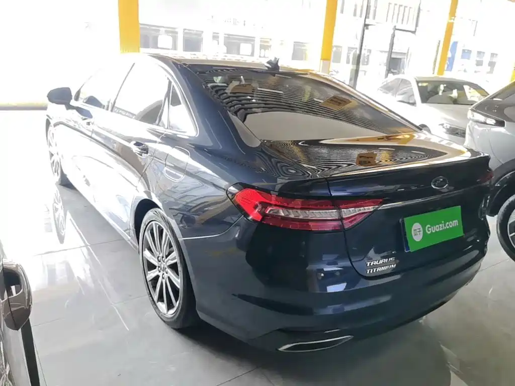 Ford Taurus 2020 2019 EcoBoost 245 Premium Edition