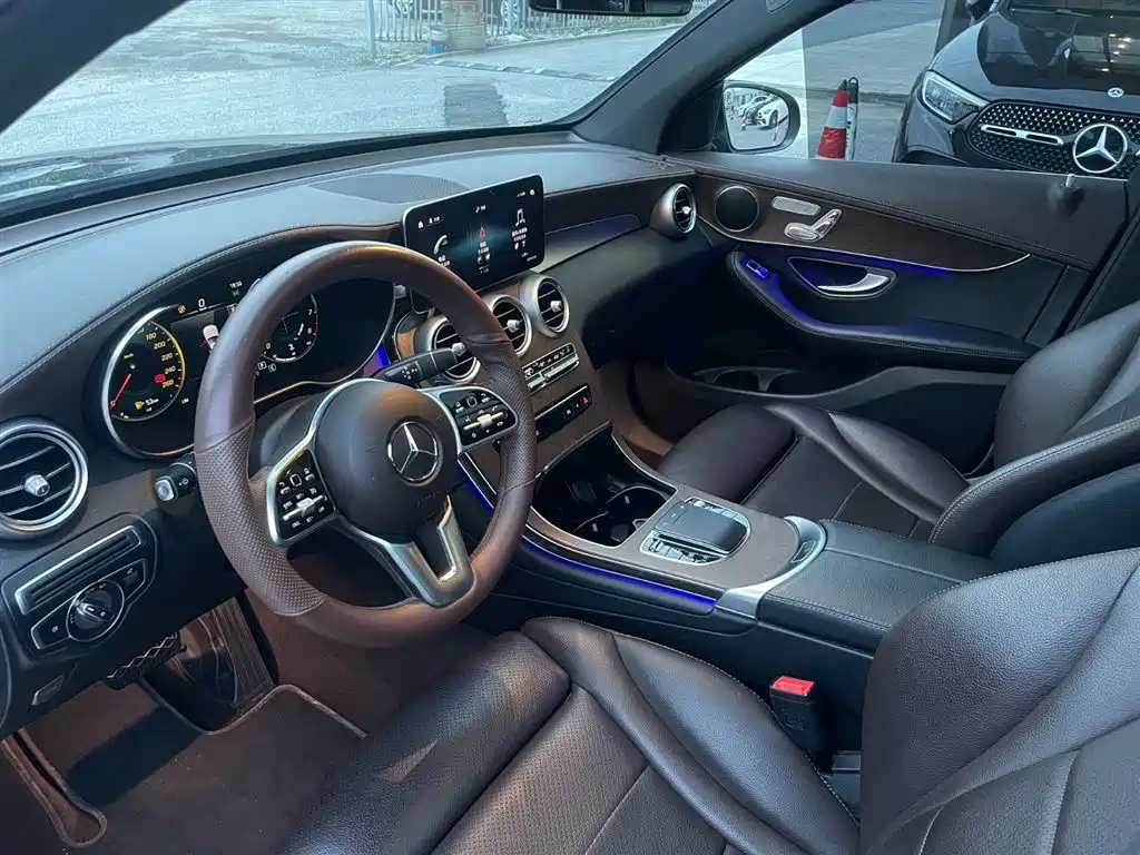 Mercedes-Benz GLC 2022 GLC 300 L 4MATIC Dynamic Collector's Edition фото 13