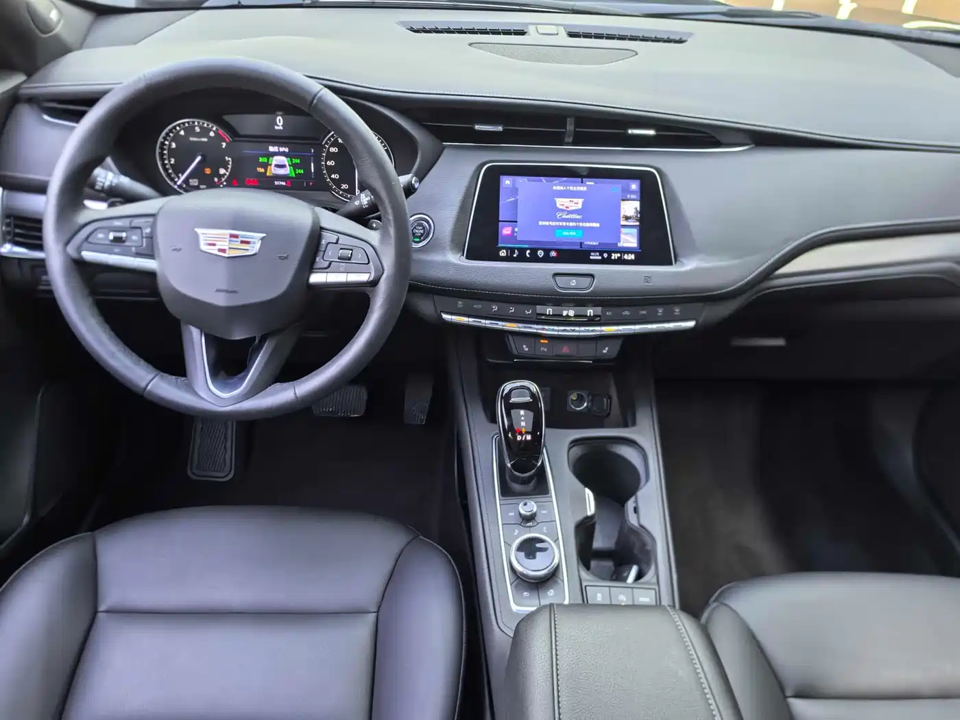 Cadillac XT4 2021 28T FWD Luxury Edition фото 6