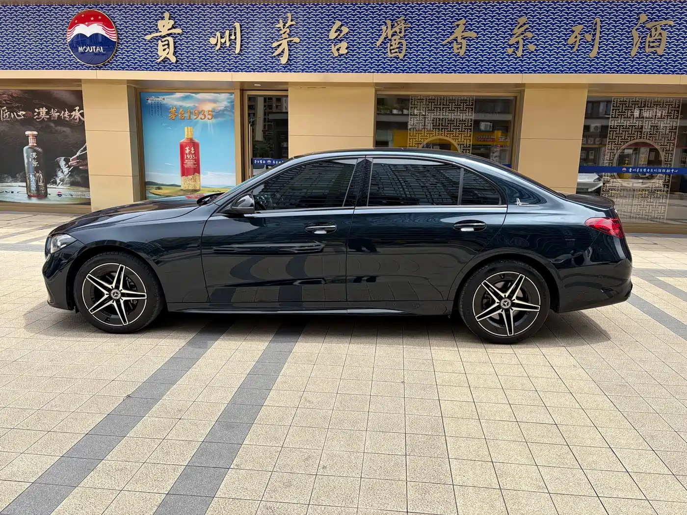Mercedes-Benz C-Class 2024 C 260 L Night Edition Sport фото 5