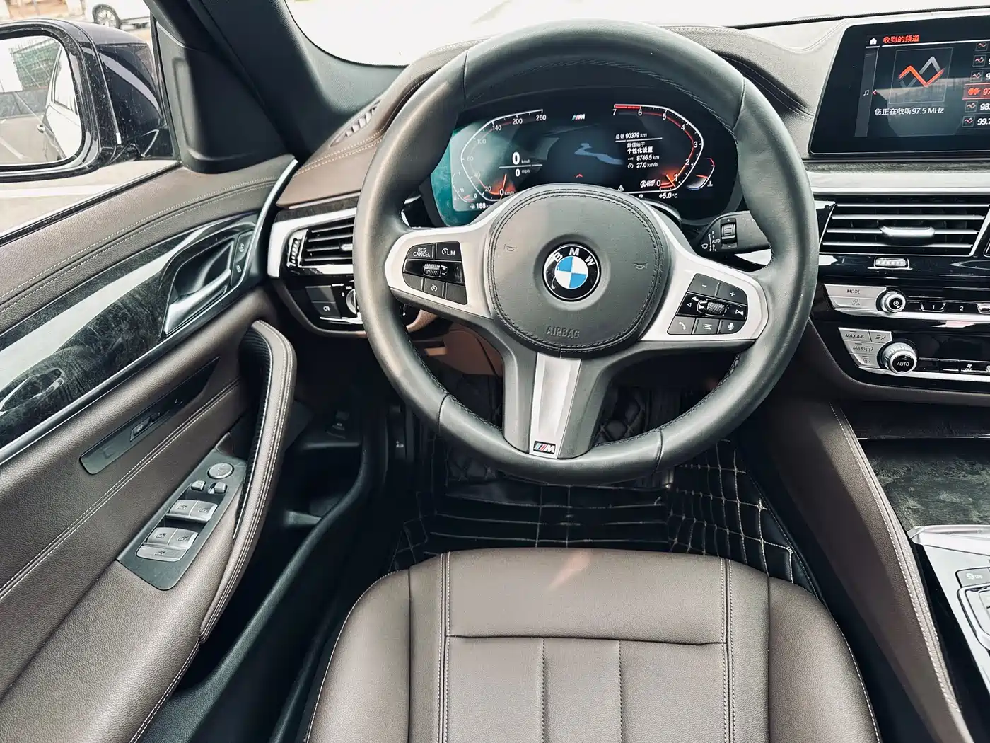 BMW 5 Series 2020 525Li M Sport Package фото 12