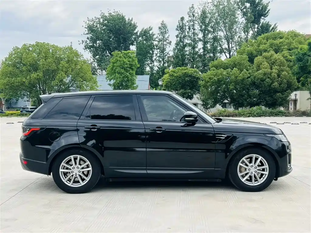 Land Rover Range Rover Sport 2019 3.0 SC V6 Special Edition фото 7
