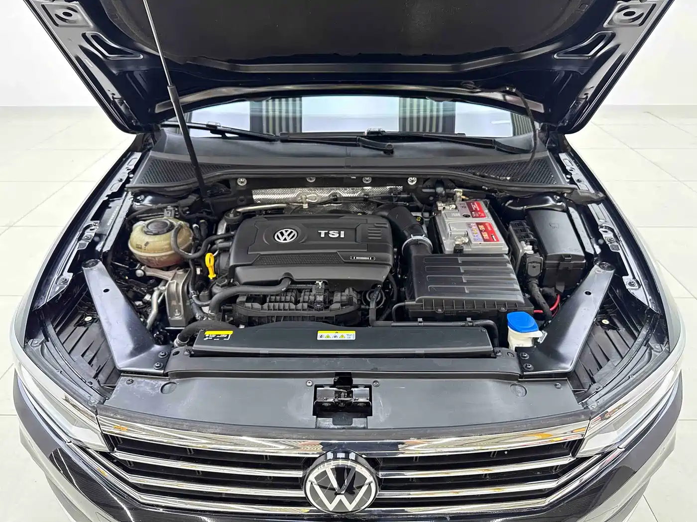 Volkswagen Magotan 2020 380TSI DSG Luxury фото 8