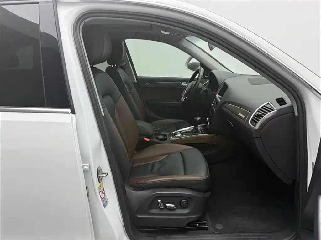 Audi Q5 2017 40 TFSI Comfort фото 2