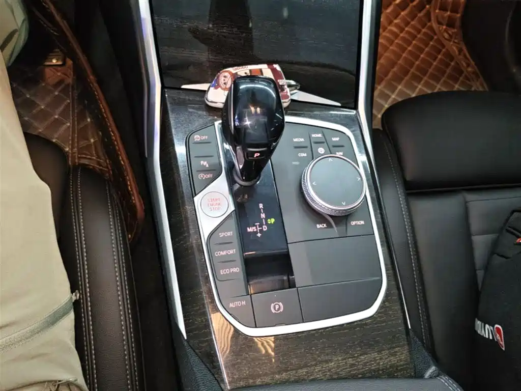 BMW 3 Series 2020 325Li M Sport Package фото 14