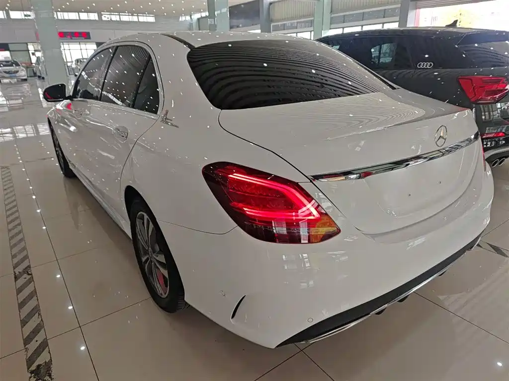 Mercedes-Benz C-Class 2019 C 180 L Fashion Sport Edition фото 5
