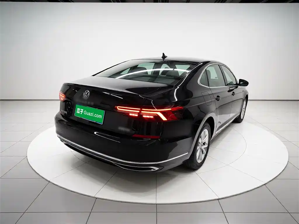 Volkswagen Passat 2020 Facelift 280TSI Business Version China VI фото 7