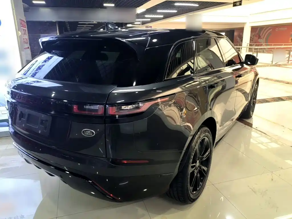 Photo 7 - Land Rover Range Rover Velar