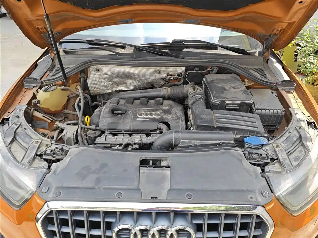 Audi Q3 2015 35 TFSI Millionth Anniversary Intelligent Leader фото 16