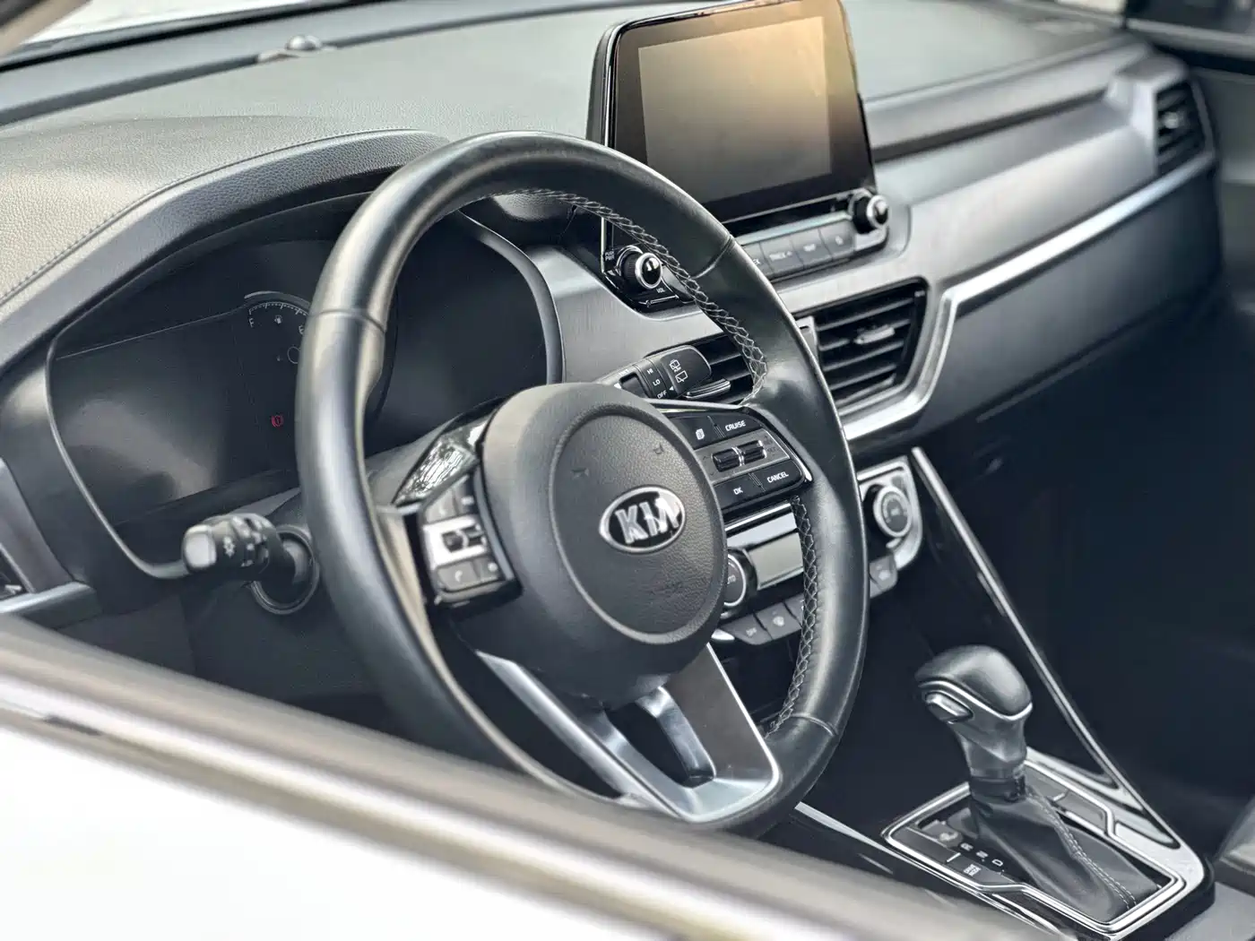 Kia Sportage 2019 2.0L Automatic Smart Luxury Edition фото 22