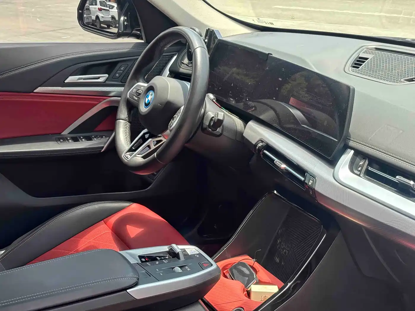BMW iX1 2023 eDrive25L M Sport Package фото 10